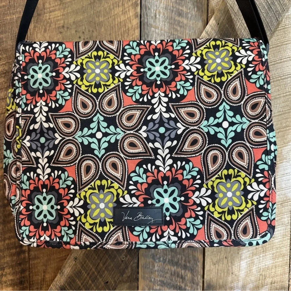 Vera Bradley Sierra Large Backpack Laptop Bag EUC 14” Wide lightweight